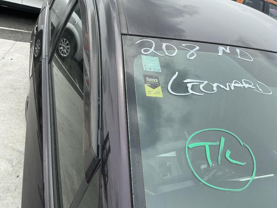 Photo '13' of Toyota Prius Hybrid Photo '13' of Toyota Prius Hybrid