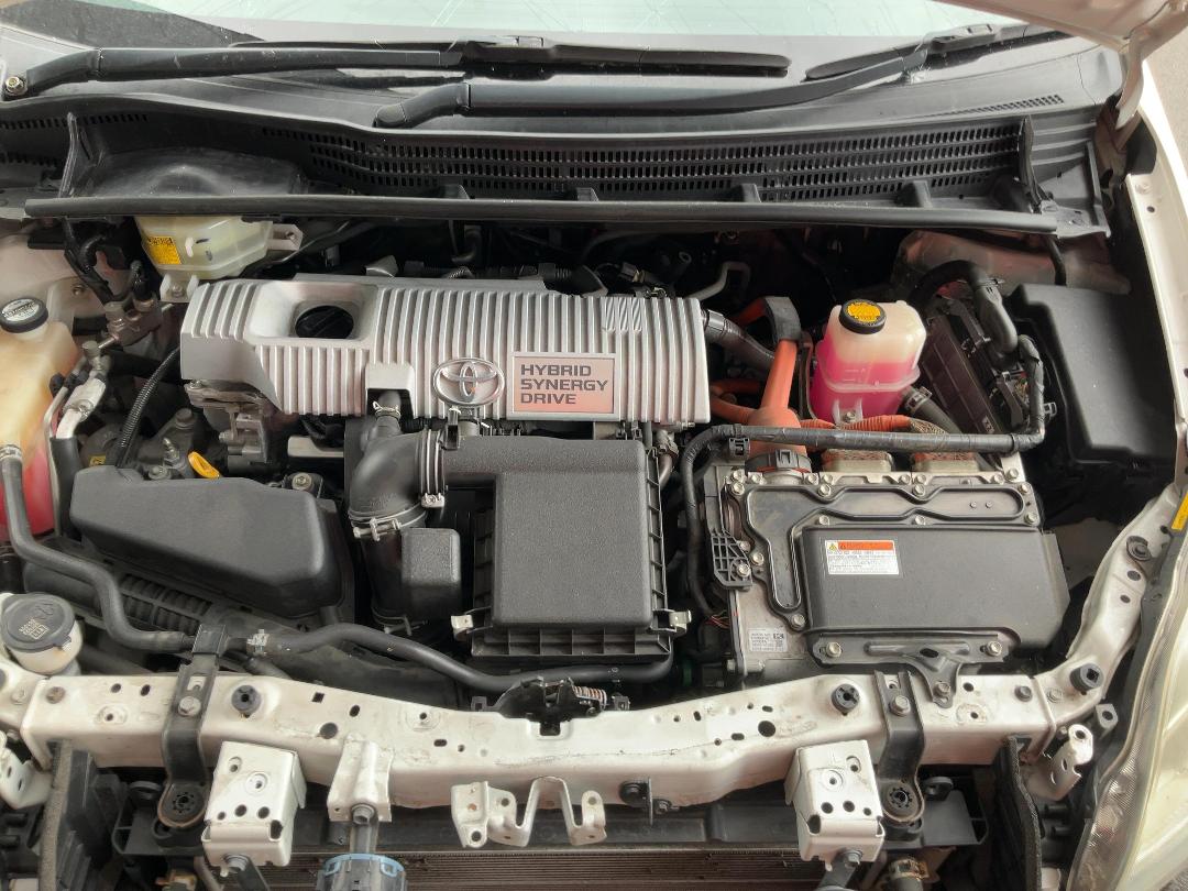 Photo '21' of Toyota Prius Photo '21' of Toyota Prius