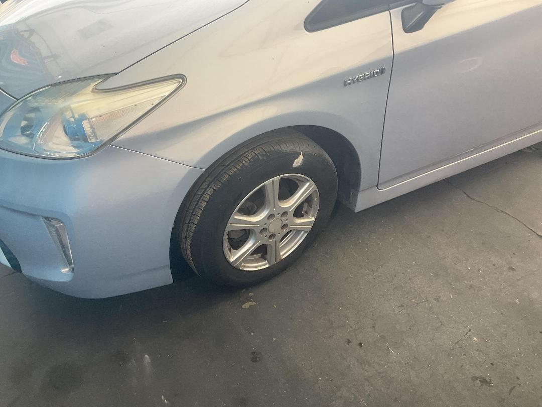 Photo '6' of Toyota Prius