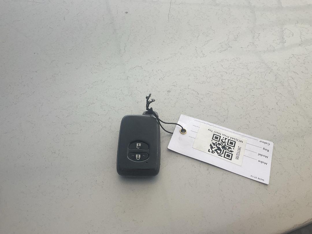 Photo '19' of Toyota Prius