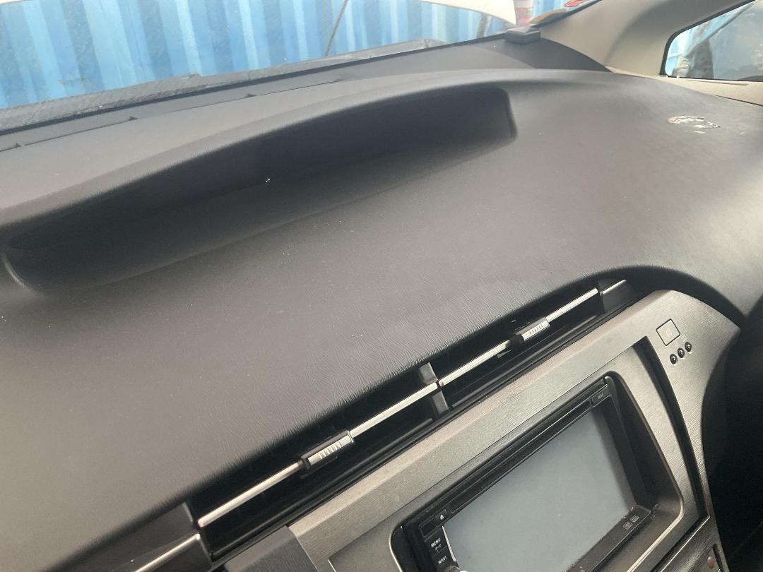 Photo '18' of Toyota Prius