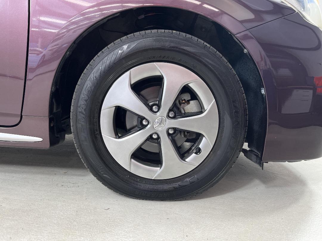 Photo '9' of Toyota Prius Photo '9' of Toyota Prius