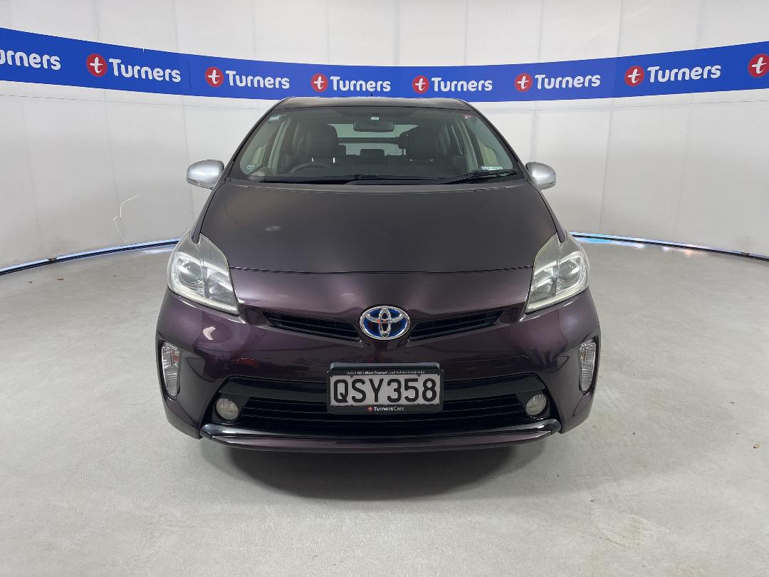 Photo '2' of Toyota Prius Photo '2' of Toyota Prius