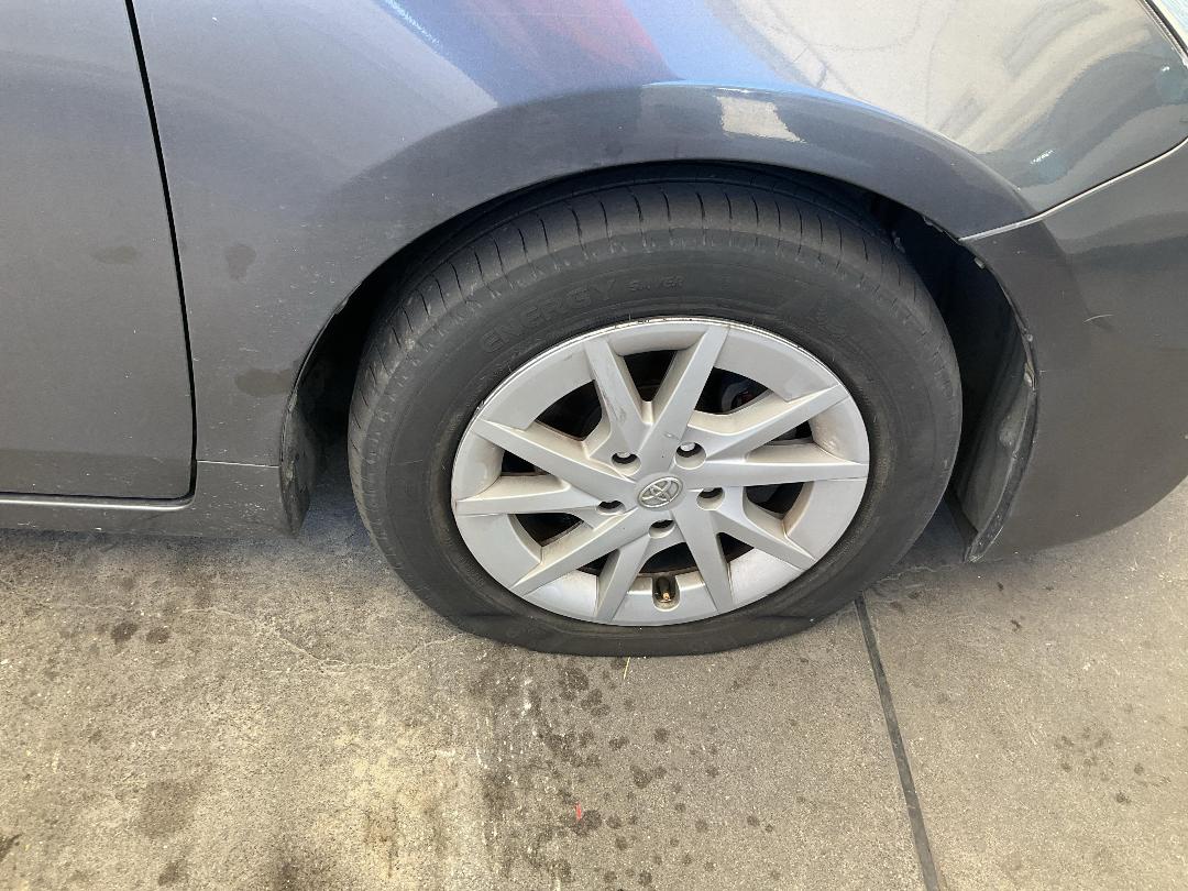 Photo '2' of Toyota Prius