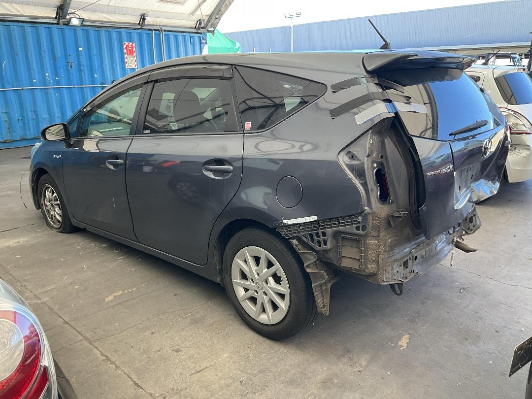 Photo '10' of Toyota Prius