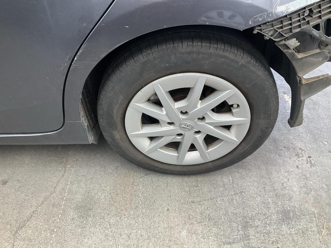 Photo '9' of Toyota Prius