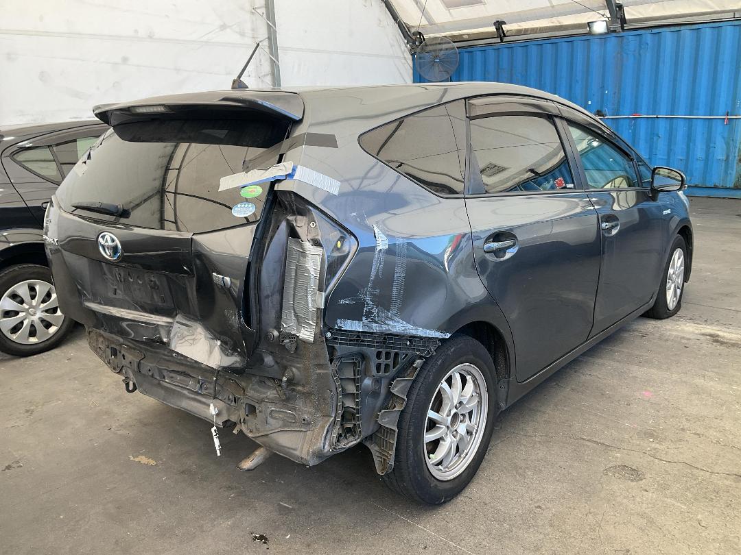 Photo '14' of Toyota Prius