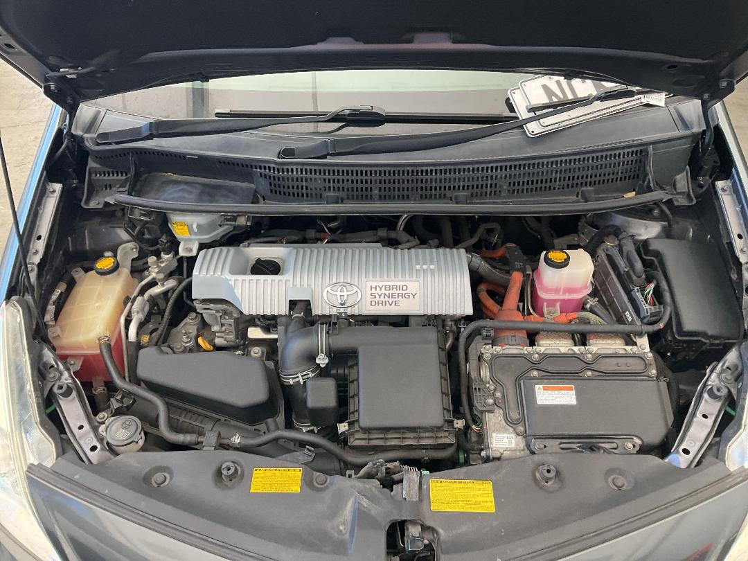 Photo '29' of Toyota Prius