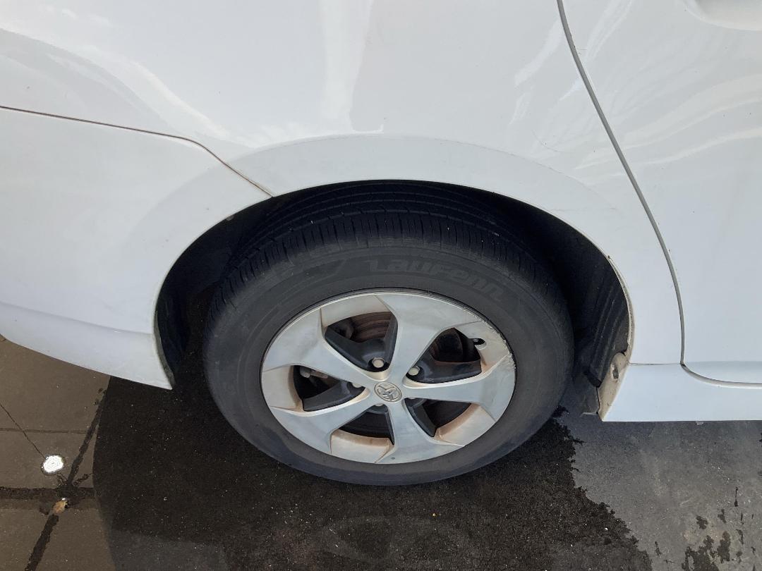 Photo '21' of Toyota Prius