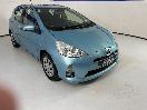 Thumbnail '1' of Toyota Prius C