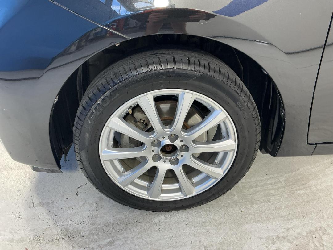 Photo '10' of Toyota Ractis