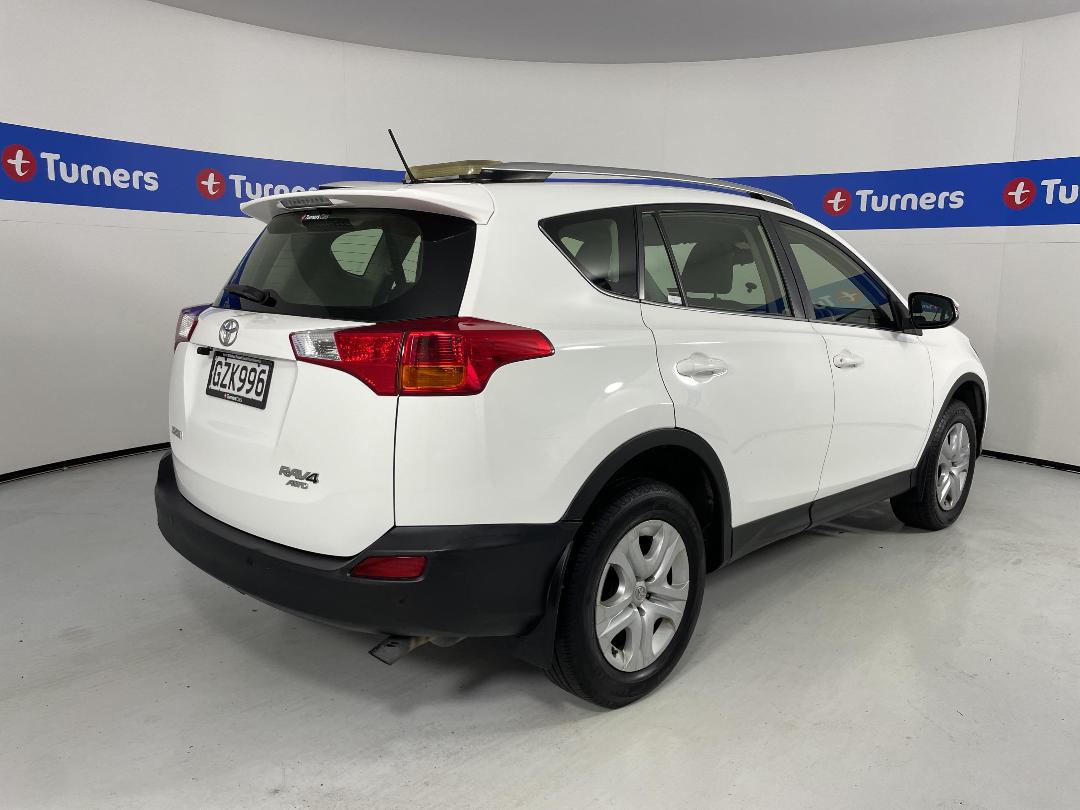 Photo '7' of Toyota Rav4