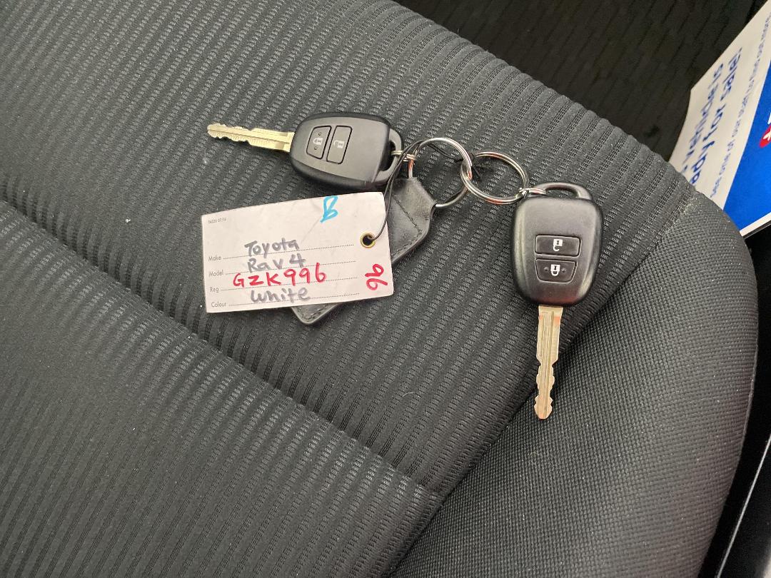 Photo '22' of Toyota Rav4