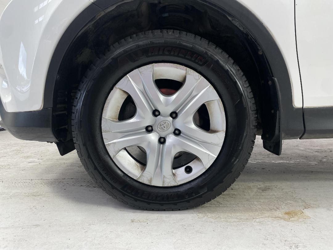 Photo '10' of Toyota Rav4 Photo '10' of Toyota Rav4