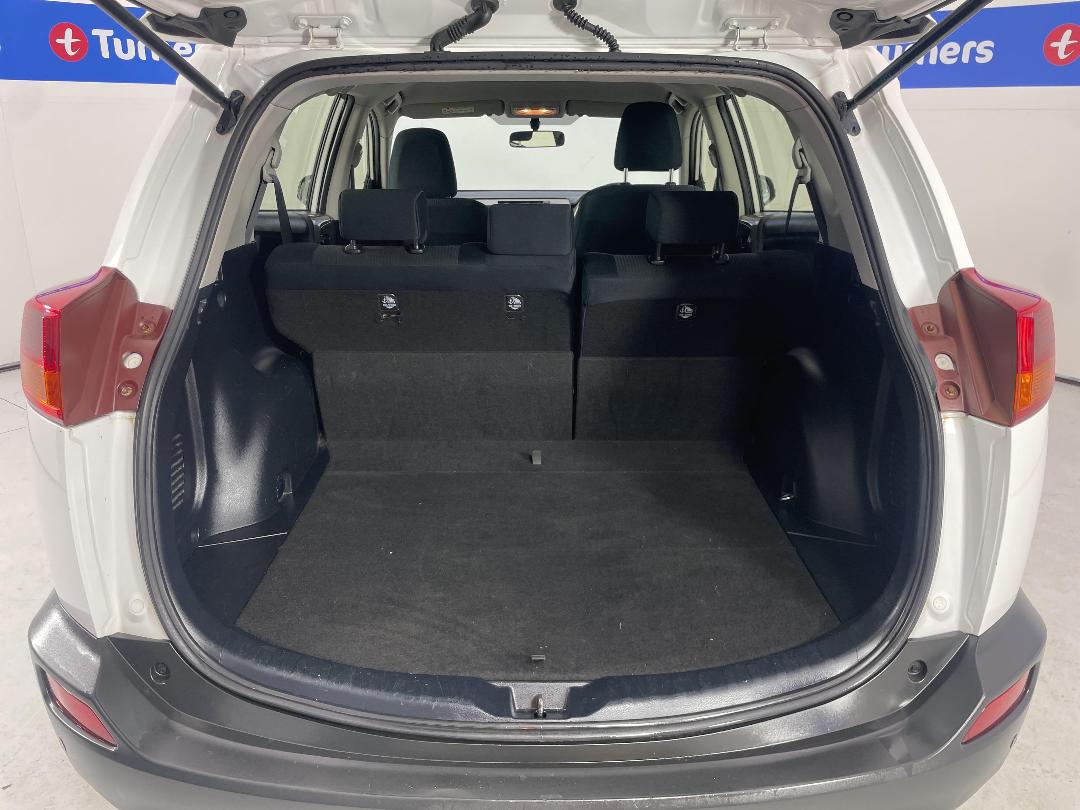 Photo '14' of Toyota Rav4 Photo '14' of Toyota Rav4