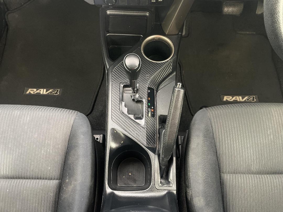 Photo '18' of Toyota Rav4 Photo '18' of Toyota Rav4