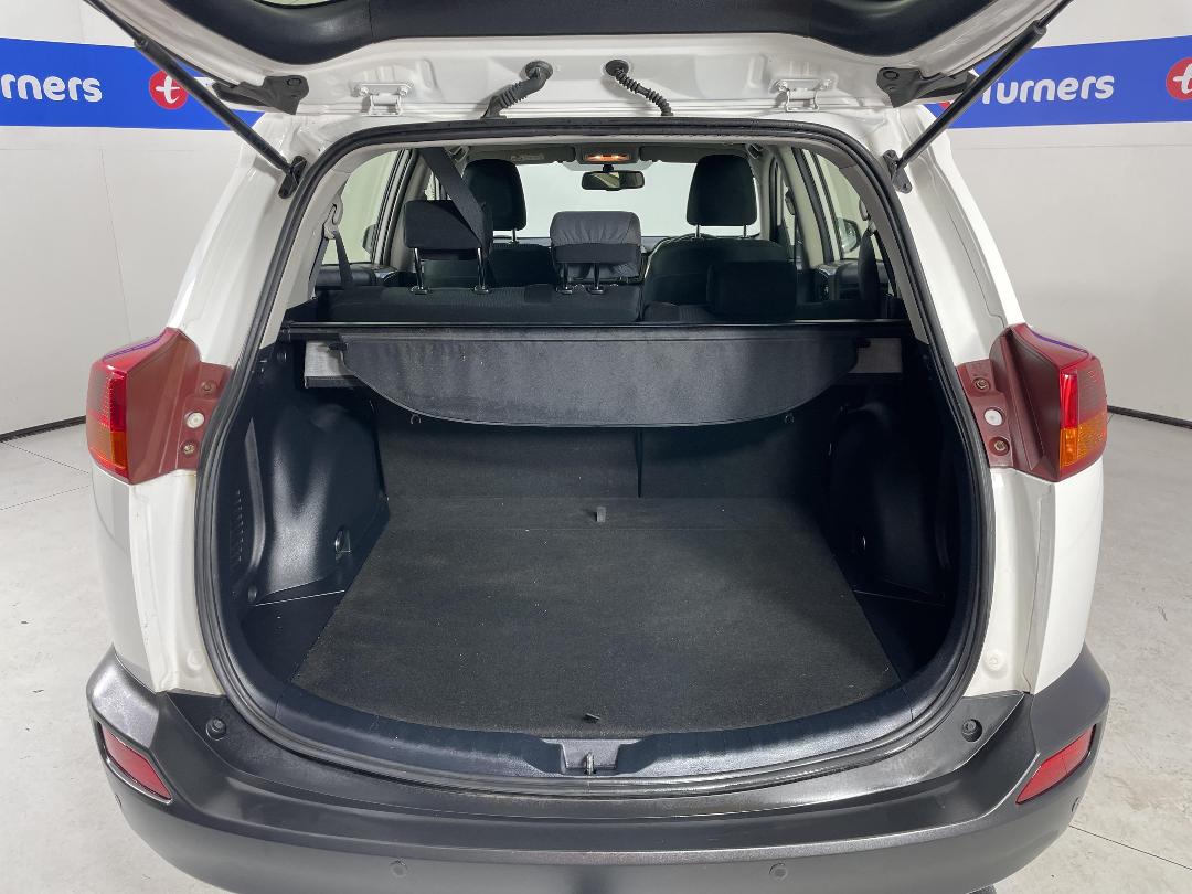 Photo '14' of Toyota Rav4 Photo '14' of Toyota Rav4