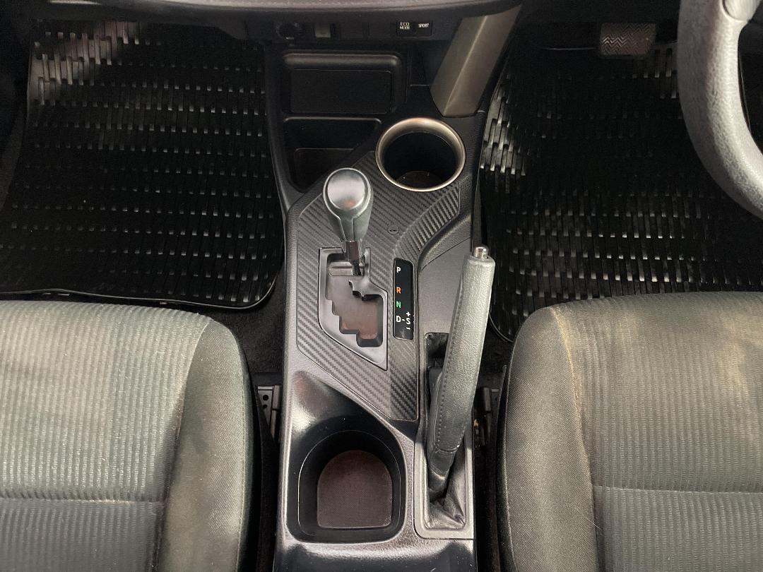 Photo '18' of Toyota Rav4 Photo '18' of Toyota Rav4