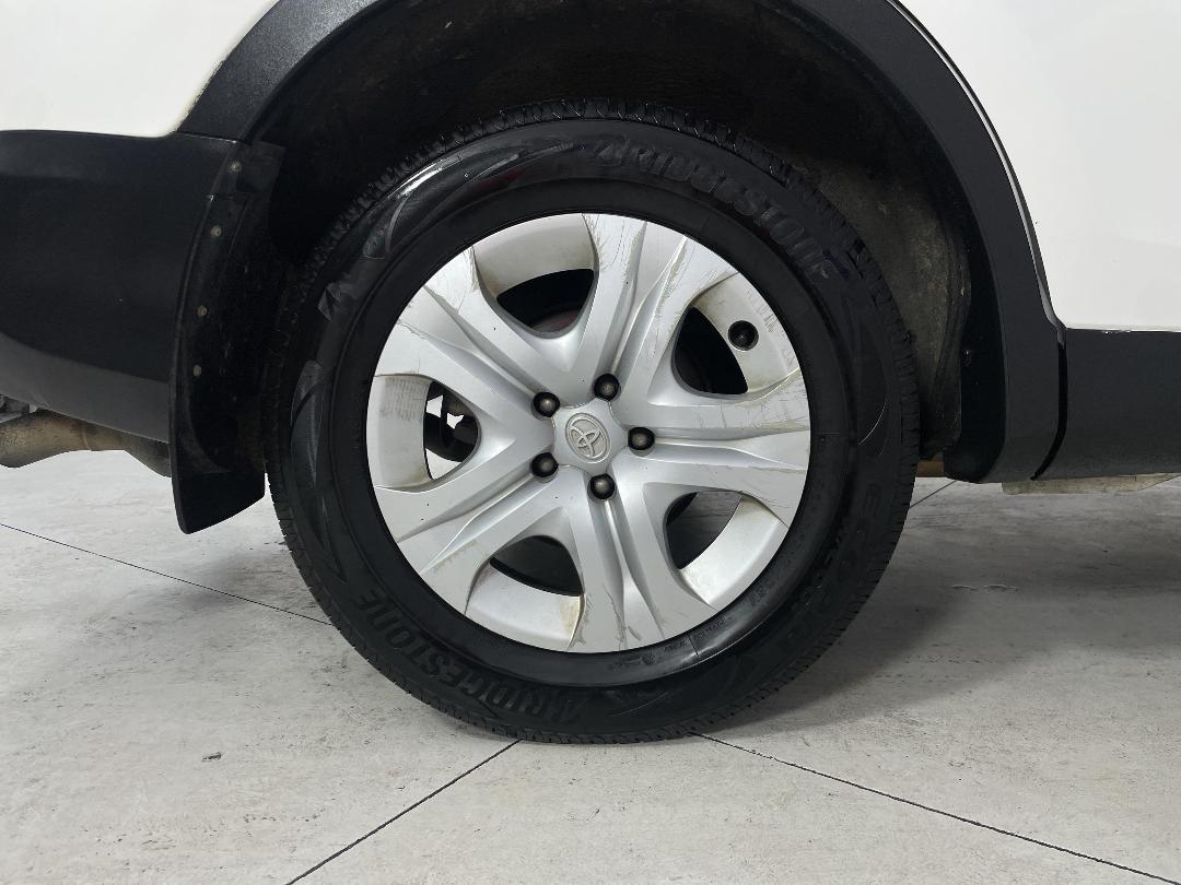 Photo '12' of Toyota Rav4