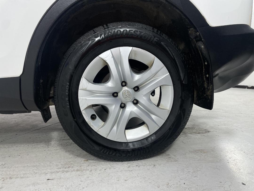 Photo '11' of Toyota Rav4