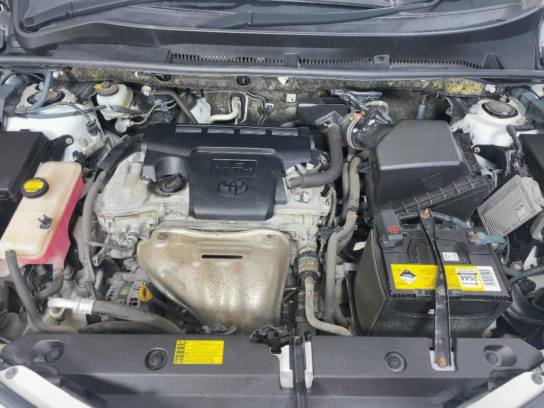 Photo '13' of Toyota Rav4