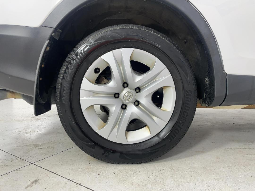 Photo '12' of Toyota Rav4