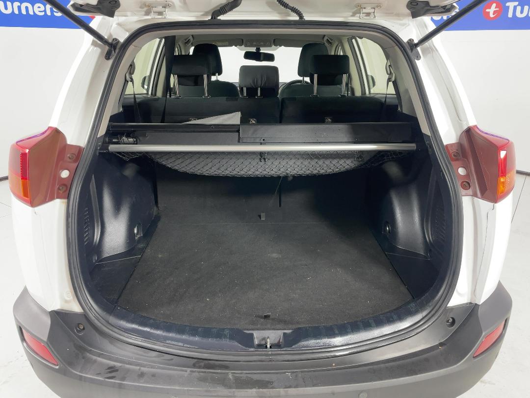 Photo '14' of Toyota Rav4