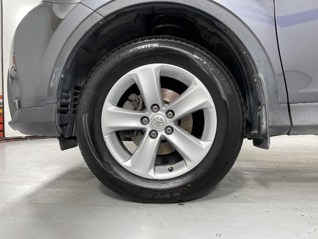 Photo '10' of Toyota Rav4 Photo '10' of Toyota Rav4