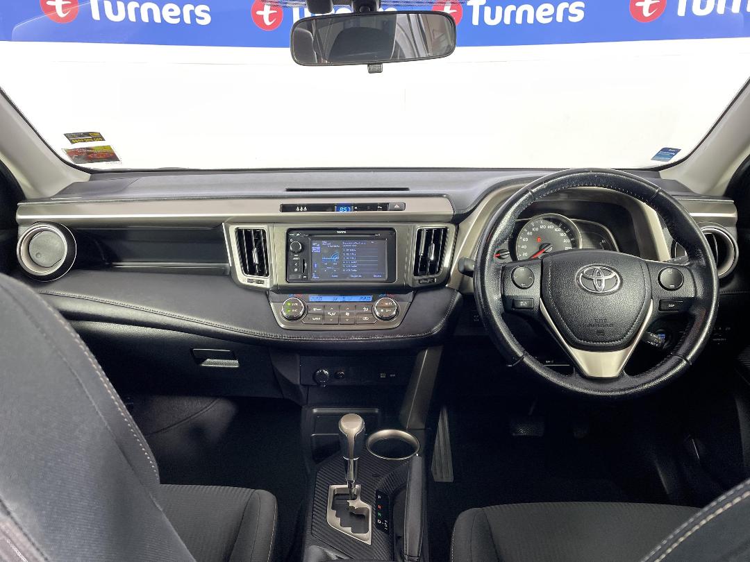 Photo '17' of Toyota Rav4 Photo '17' of Toyota Rav4