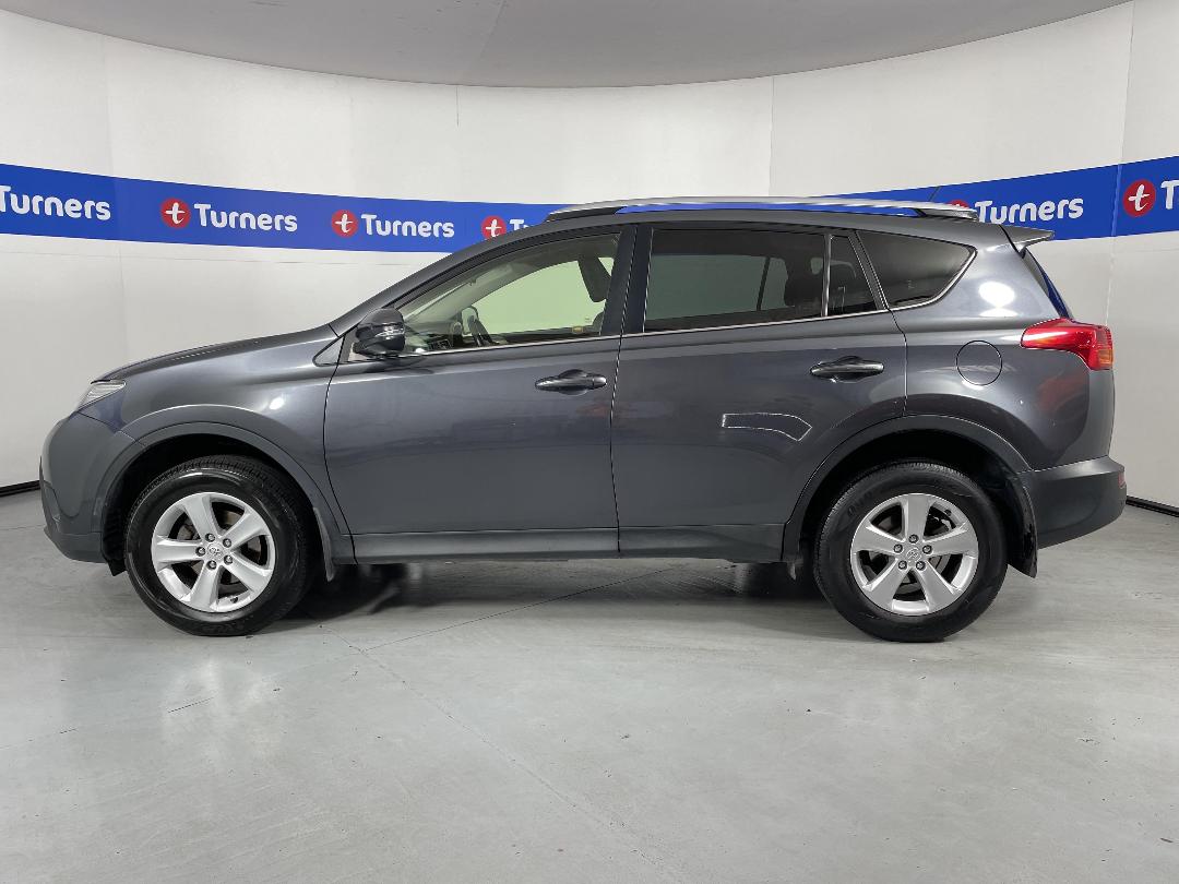 Photo '24' of Toyota Rav4 Photo '24' of Toyota Rav4