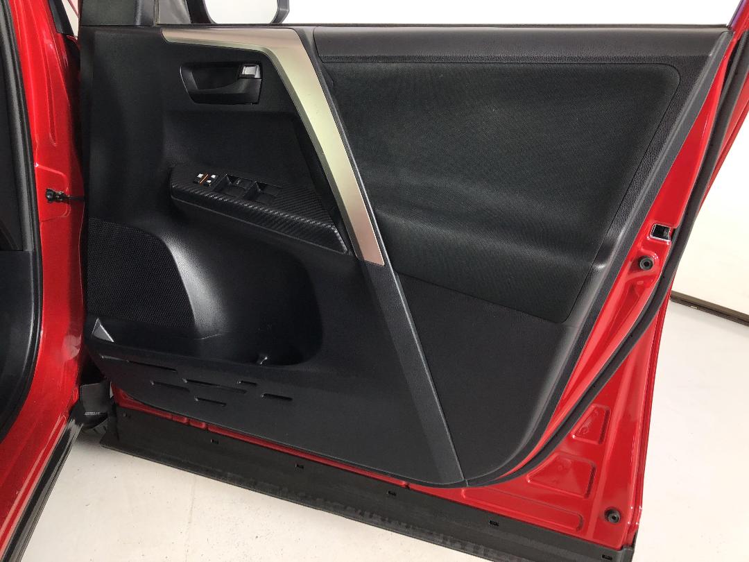 Photo '15' of Toyota Rav4 Photo '15' of Toyota Rav4