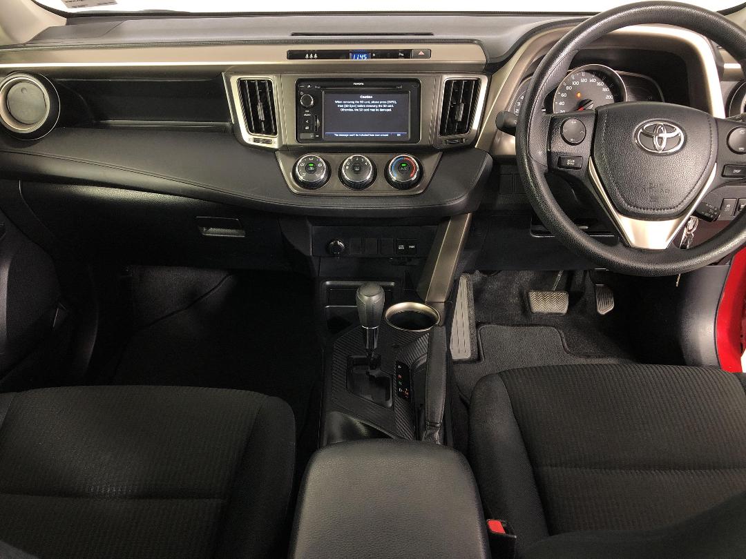 Photo '17' of Toyota Rav4 Photo '17' of Toyota Rav4