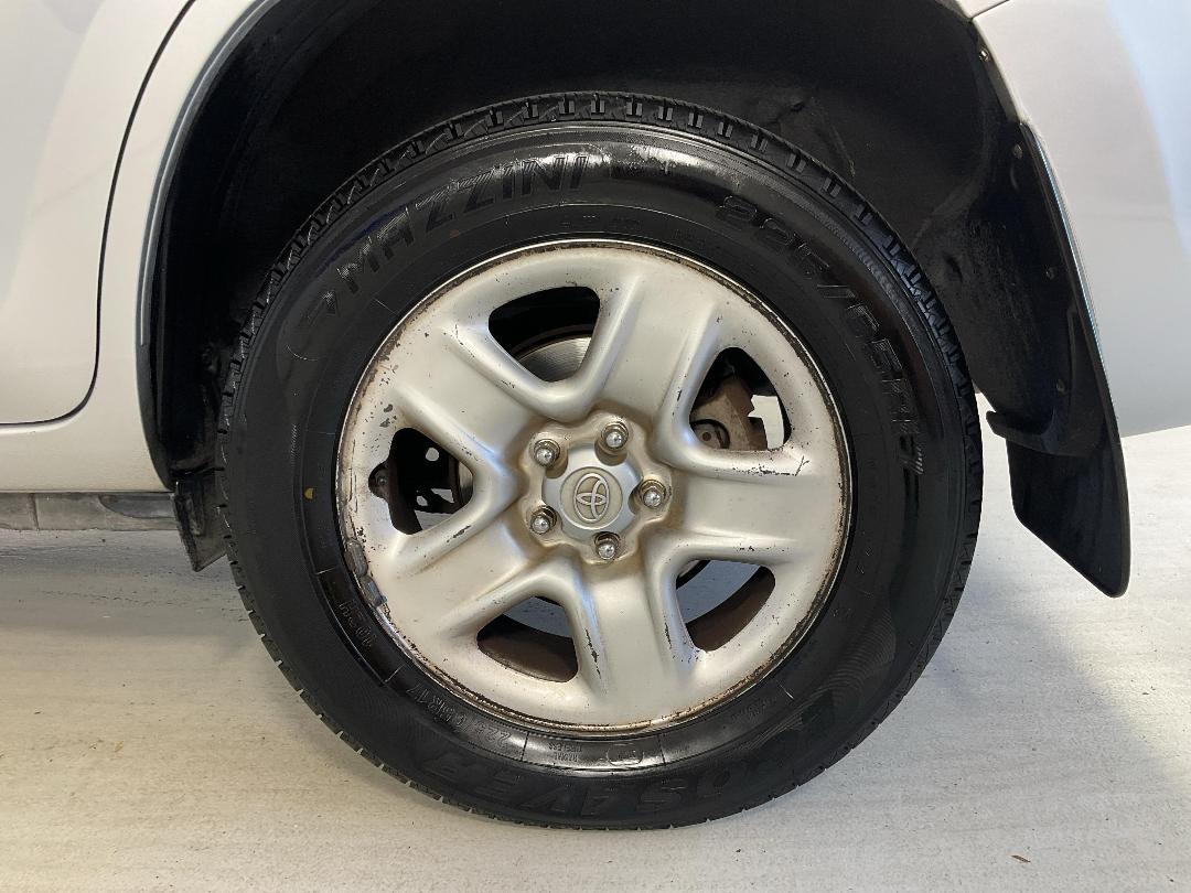 Photo '11' of Toyota Rav4 Photo '11' of Toyota Rav4