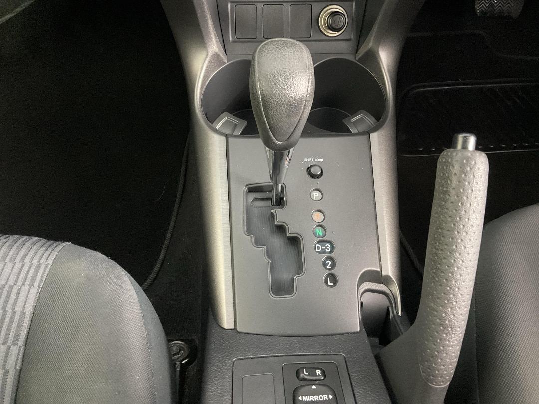 Photo '18' of Toyota Rav4 Photo '18' of Toyota Rav4