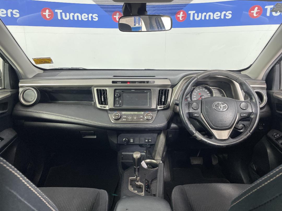 Photo '17' of Toyota Rav4