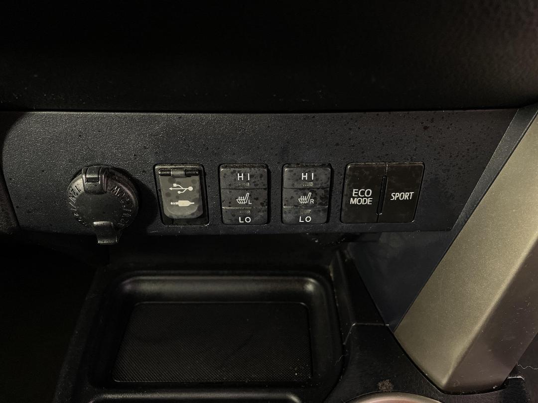 Photo '28' of Toyota Rav4 Photo '28' of Toyota Rav4