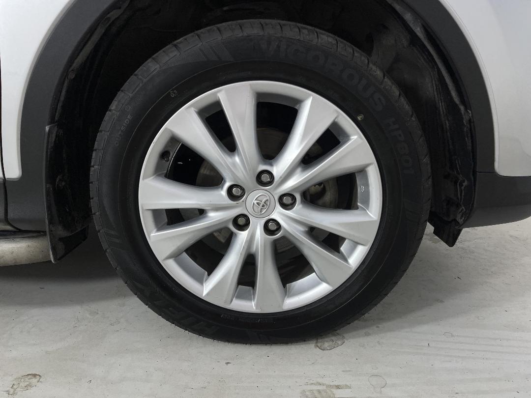 Photo '9' of Toyota Rav4 Photo '9' of Toyota Rav4