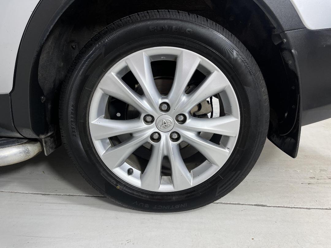 Photo '11' of Toyota Rav4 Photo '11' of Toyota Rav4