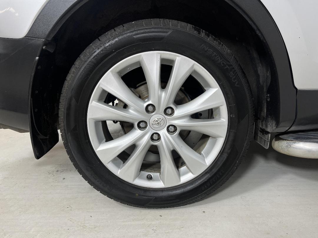 Photo '12' of Toyota Rav4 Photo '12' of Toyota Rav4