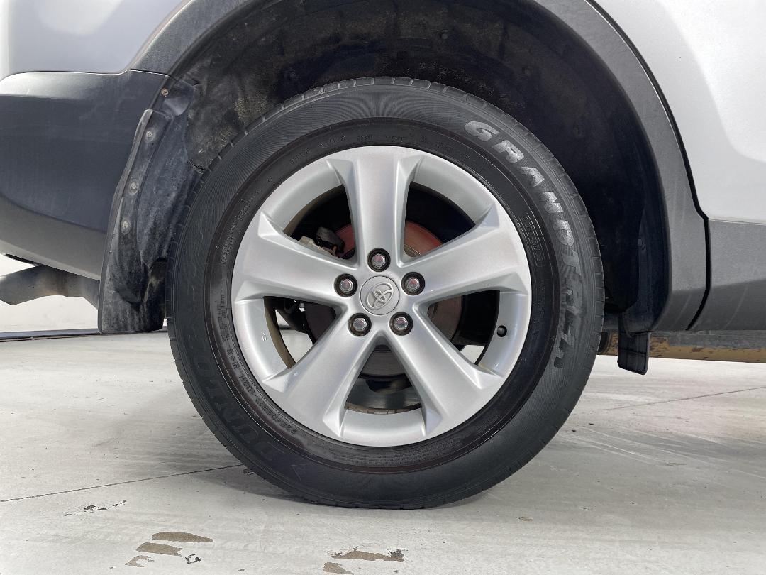 Photo '12' of Toyota Rav4 Photo '12' of Toyota Rav4