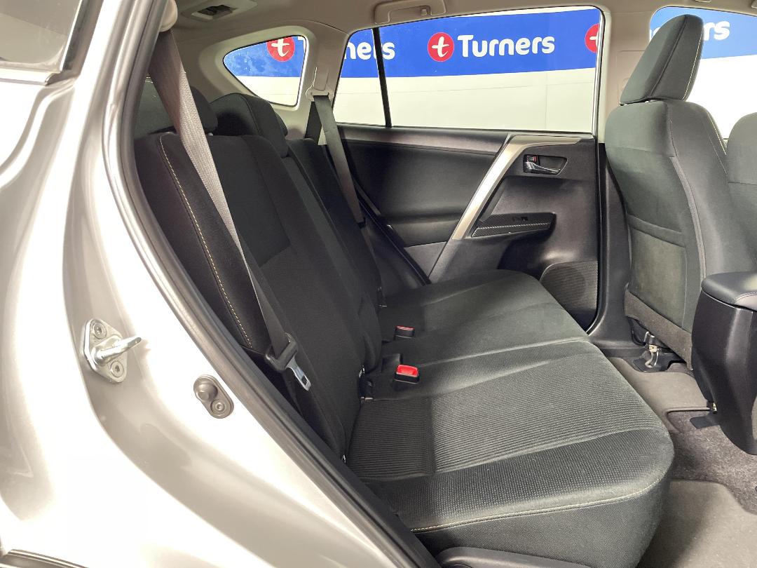 Photo '20' of Toyota Rav4 Photo '20' of Toyota Rav4