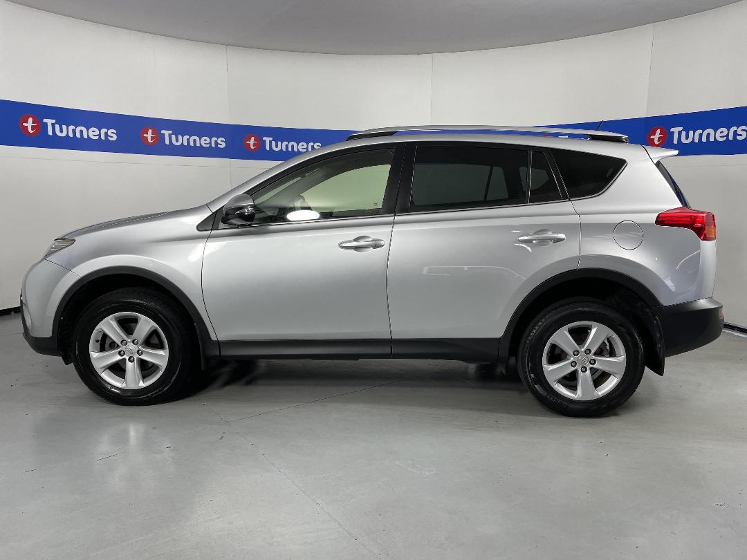 Photo '24' of Toyota Rav4 Photo '24' of Toyota Rav4