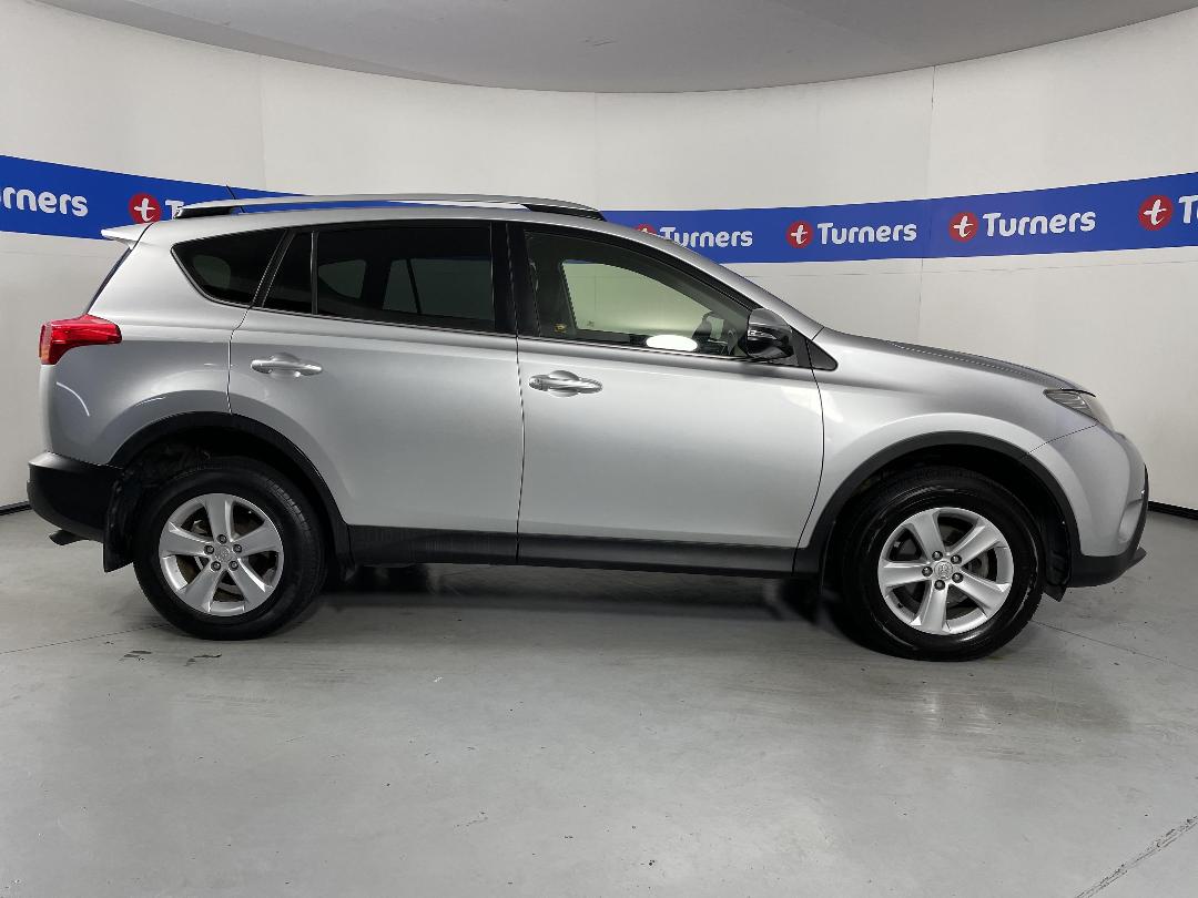 Photo '23' of Toyota Rav4 Photo '23' of Toyota Rav4