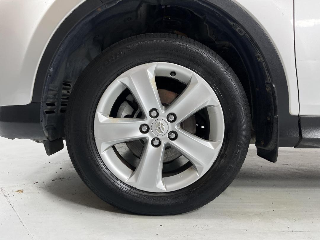 Photo '10' of Toyota Rav4 Photo '10' of Toyota Rav4