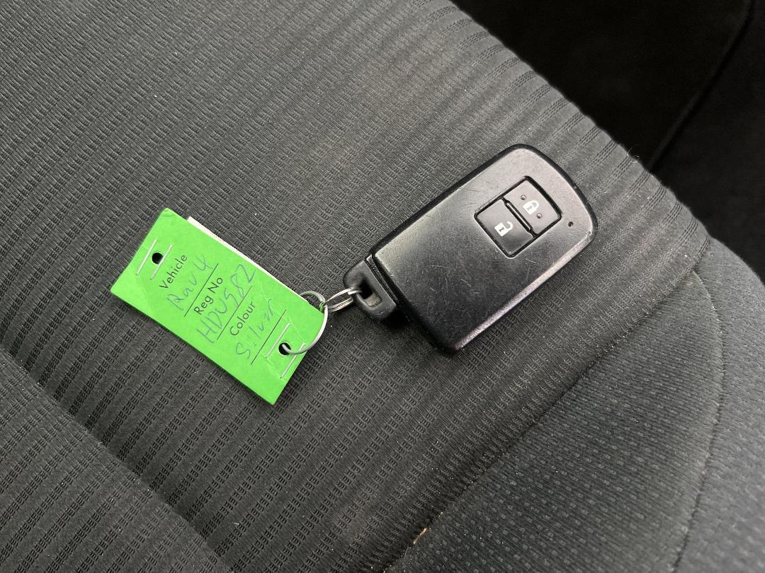 Photo '22' of Toyota Rav4 Photo '22' of Toyota Rav4