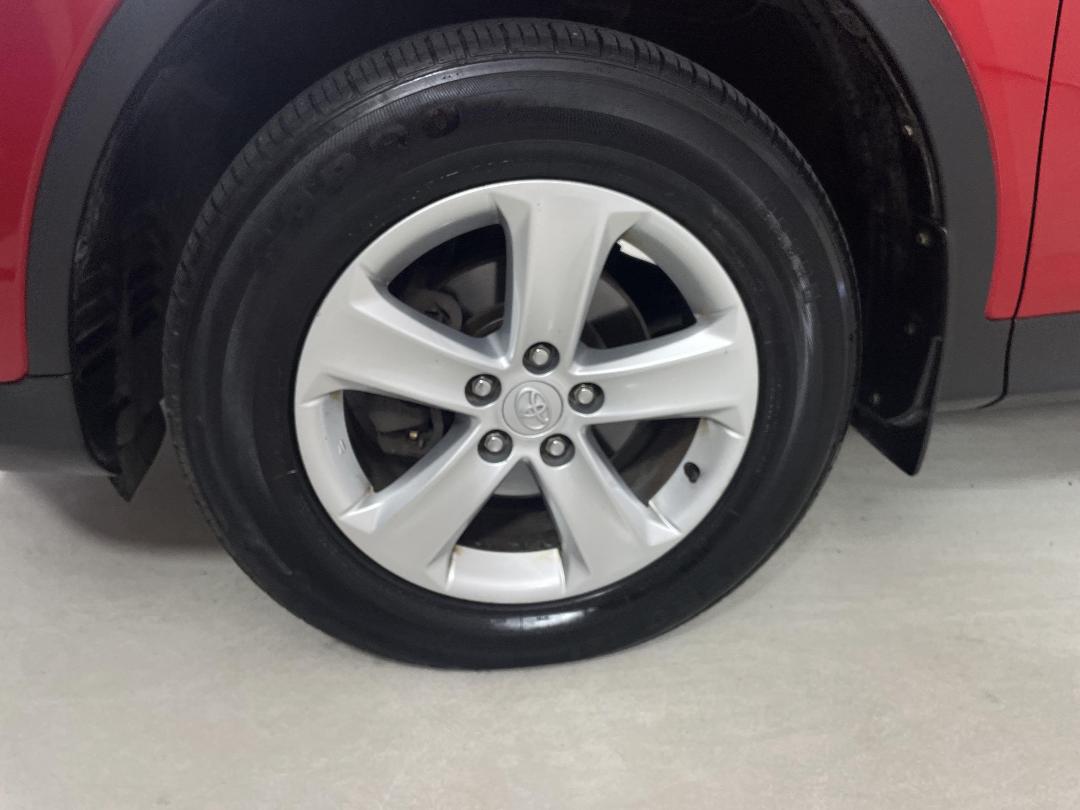 Photo '10' of Toyota Rav4