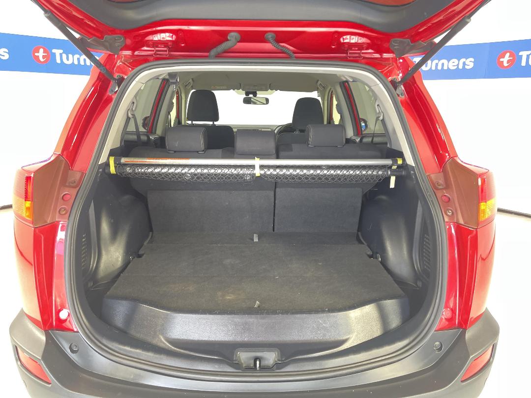 Photo '14' of Toyota Rav4