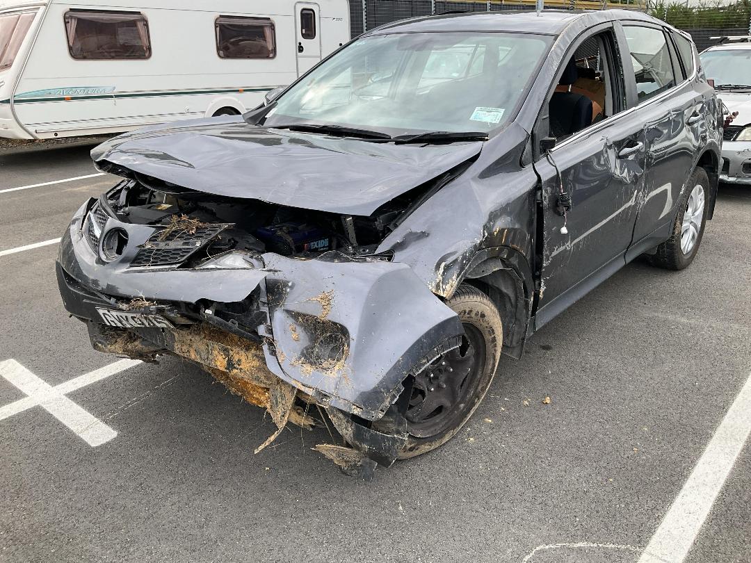 Photo '4' of Toyota Rav4 GX SUV