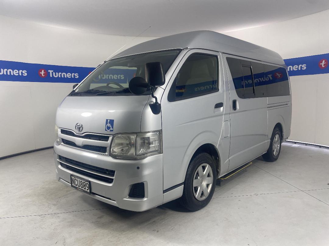 Photo '4' of Toyota Regius