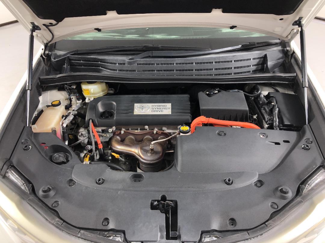 Photo '13' of Toyota SAI